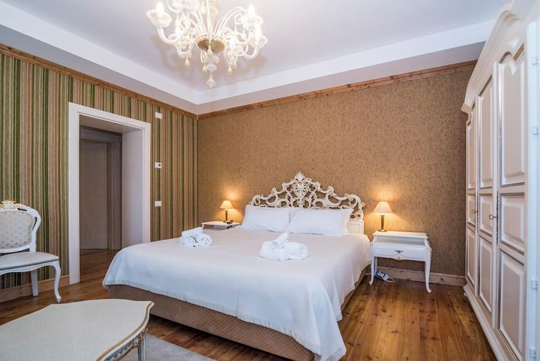 Bedroom 5, Cador Hotel, Belluno