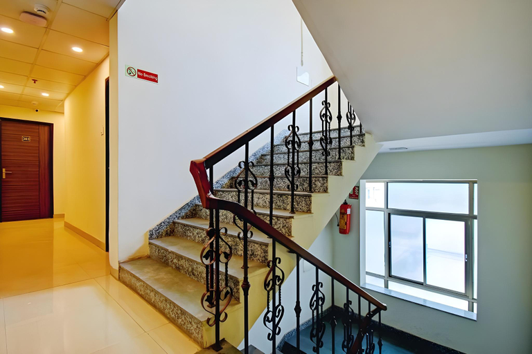 Public Area 2, Goroomgo Elite Inn Ultadanga Kolkata, Kolkata