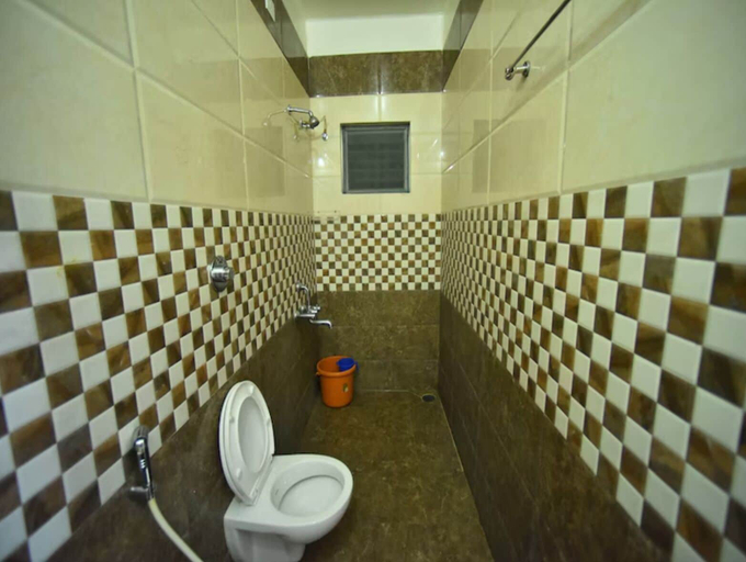 Bathroom 5, PRM Aruna Lodge, Erode