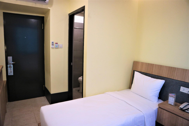 Bedroom 14