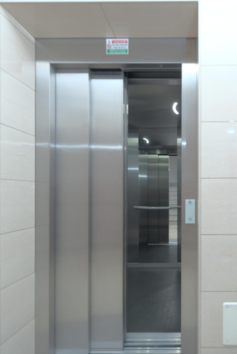 Others 3, Hotel Pone, Milano