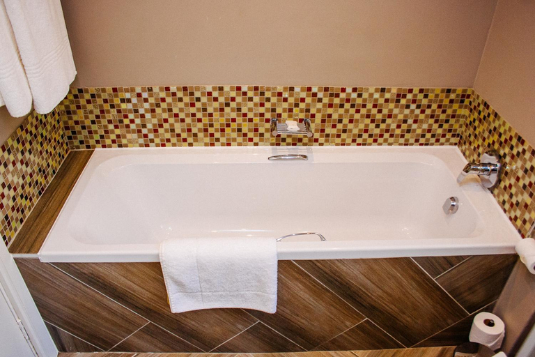 Bathroom, Peermont Walmont at Mmabatho Palms, Ngaka Modiri Molema