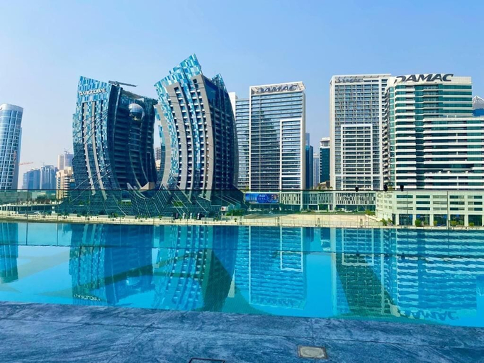Exterior & Views 2, Trendy 2 Bed in Binghatti Canal, Dubai