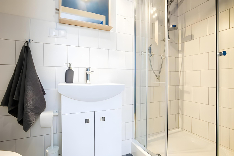 Bathroom 4, Moon Hostel, Gdańsk City