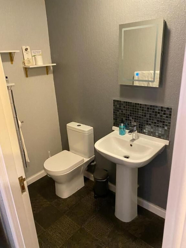 Bathroom 3, The Old Mill Inn, Moray