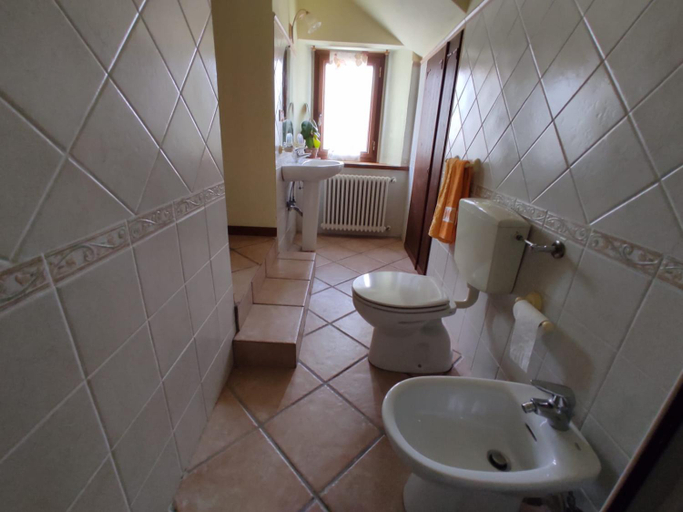 Bathroom 3, Agriturismo Alpi, Alessandria