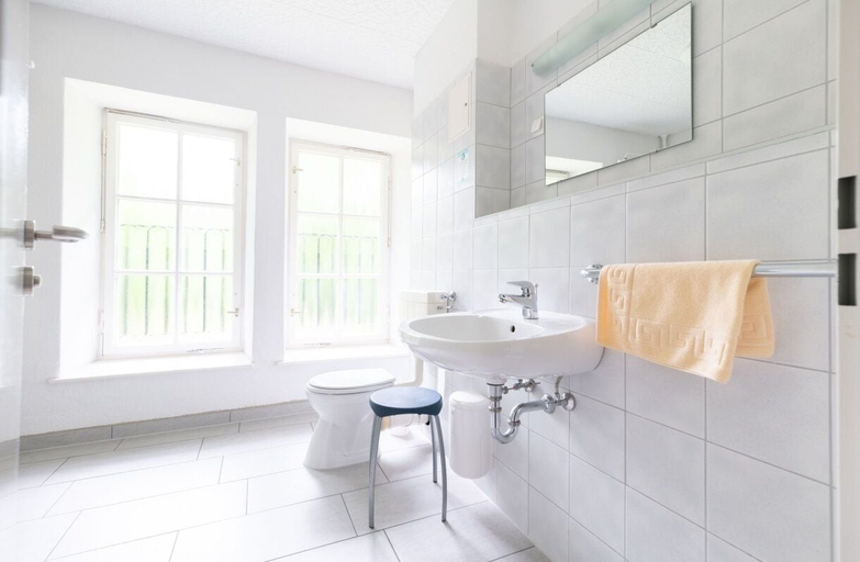 Bathroom 5, budget seezeit-resort am Werbellinsee, Barnim