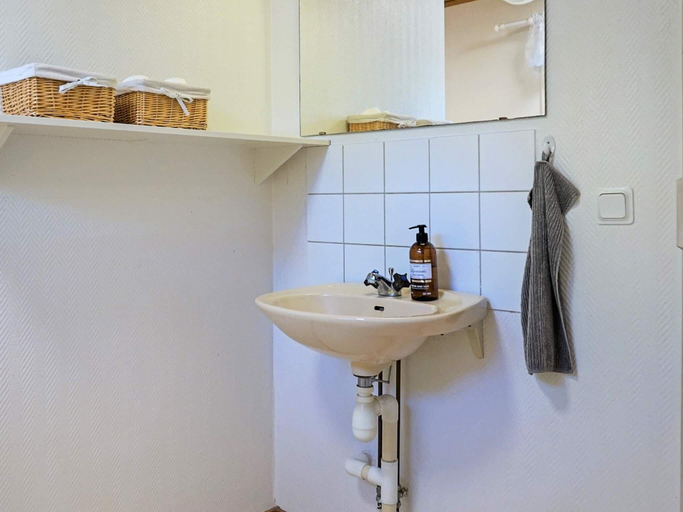 Bathroom 3, person holiday home in HENAN, Orust