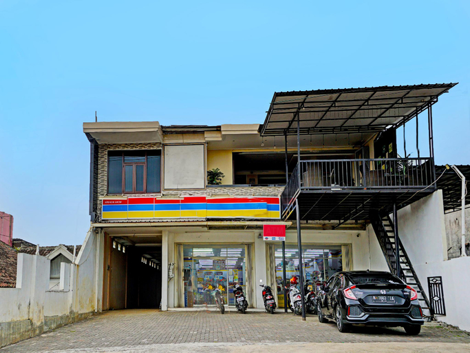 Others 3, Capital O 92228 Cozy Bromo Homestay, Malang