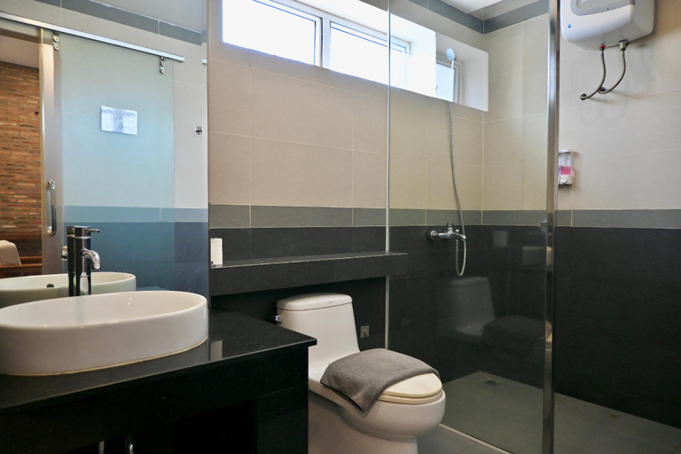 Bathroom 3, WH Bassac Residence, Phnom Penh