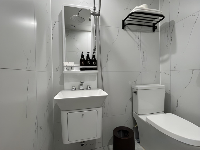 Bathroom 5, Brown Dot Suwon Jeongja Branch, Suwon