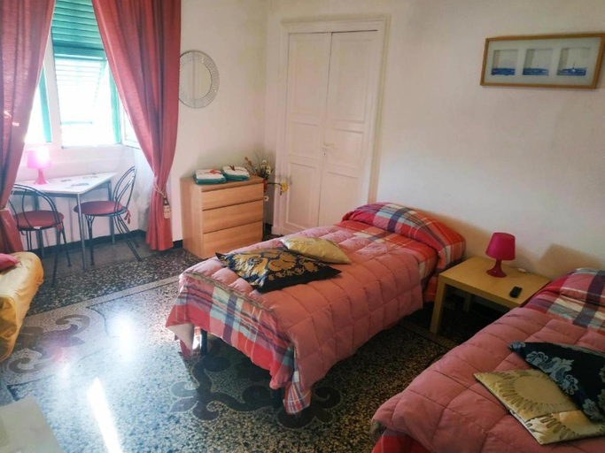 Bedroom, Delfino Blue, Genova