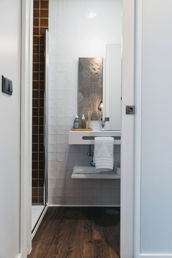 Bathroom 3, &Tales Suites - Óbidos, Óbidos