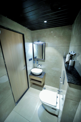 Bathroom 3, Playsales Naori, Udaipur