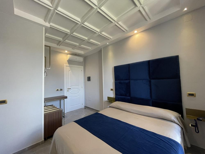 Bedroom 3, Ninfa hotel, Napoli