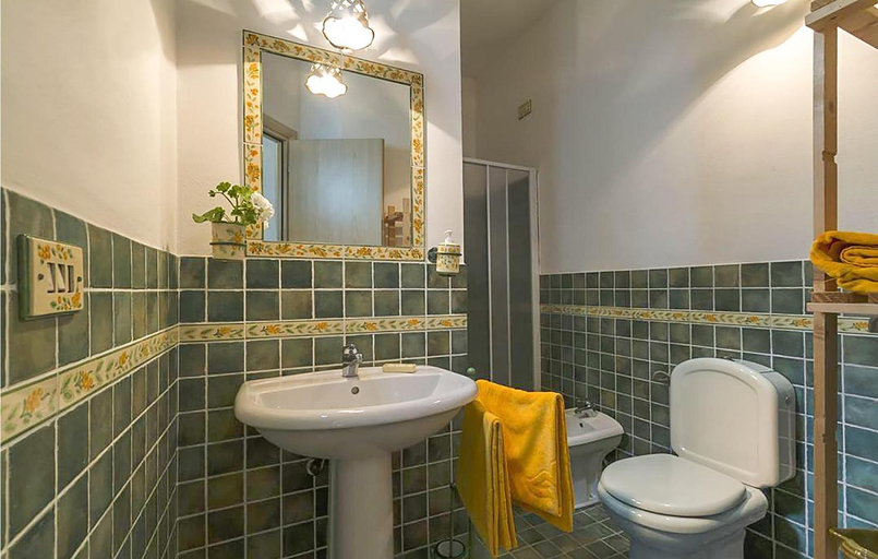 Bathroom 2, Nice Home In Siracusa With Wifi, Syracuse