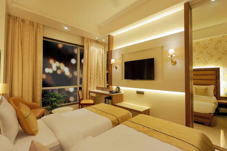 Bedroom 3, Shera Hotels & Banquets - Navi Mumbai, Thane