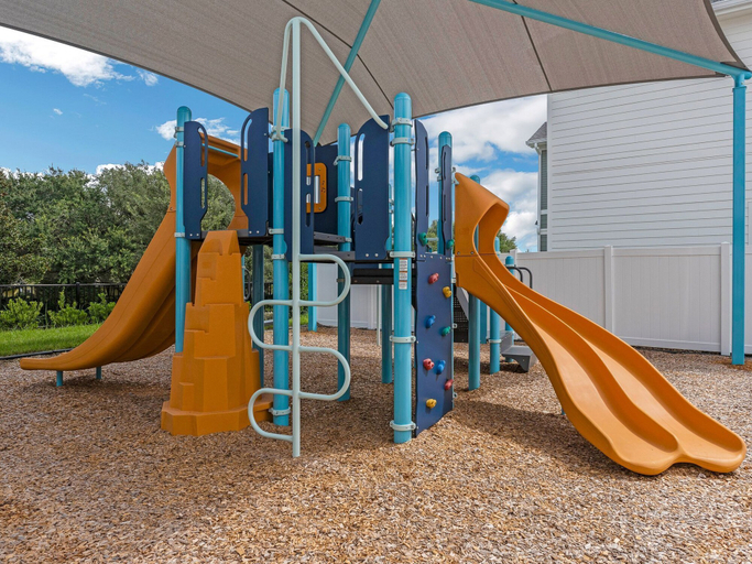Children's play area - outdoor, Landing Townhomes Davenport, Polk