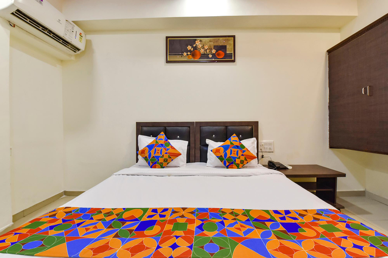 Bedroom 3, FabHotel Crystal Inn II - Paldi Char Rasta, Ahmadabad