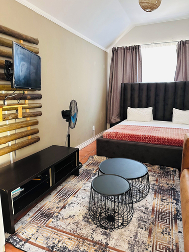 Others 5, Karibu Guesthouse, City of Cape Town