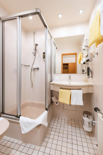 Bathroom 5, Gasthof Hotel Anker, Würzburg