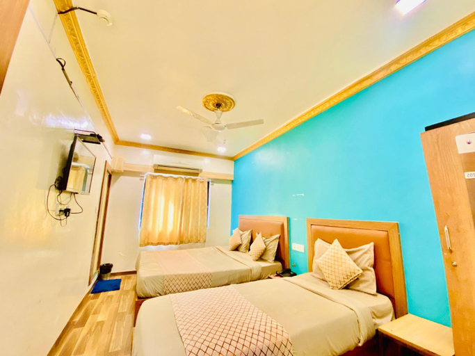 Bedroom 2, ABC Hotel & Hospitality Services, Ahmadabad