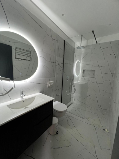 Bathroom 3, Twins Hotel Vlore, Vlorës