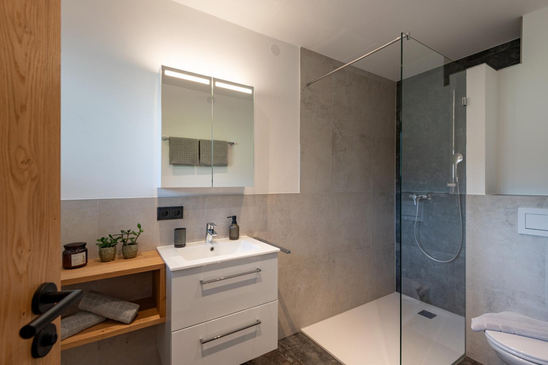 Bathroom 2, Tirol Appartements Schwaiger, Kufstein