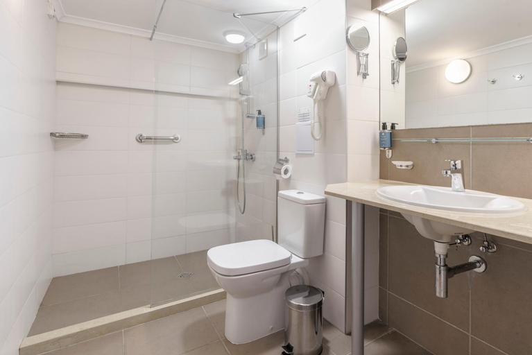 Bathroom 2, AluaSun Helios Beach, Nesebar