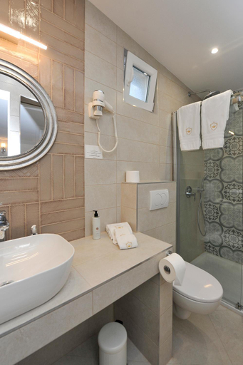 Bathroom 3, The Duke Luxury Rooms, Split