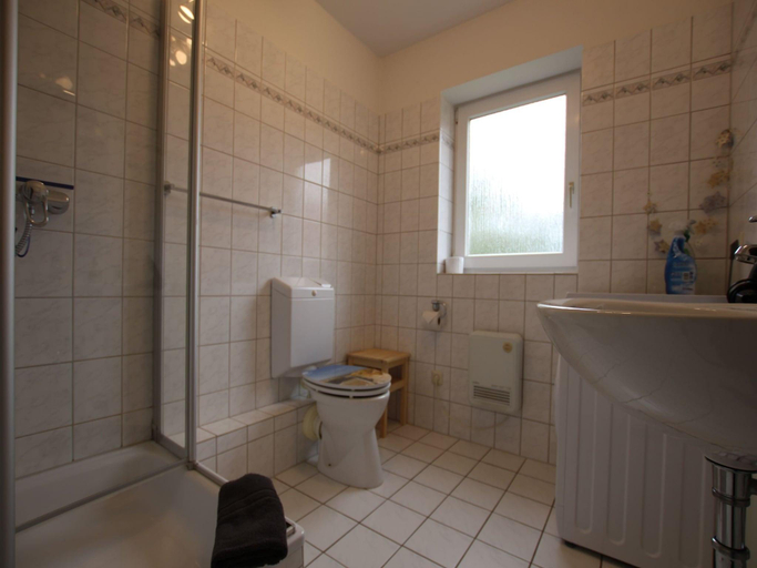Bathroom 3, Ferienwohnung in St. Peter-Ording, Nordfriesland