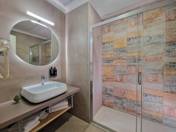 Bathroom 5, President Hotel Palermo, Palermo