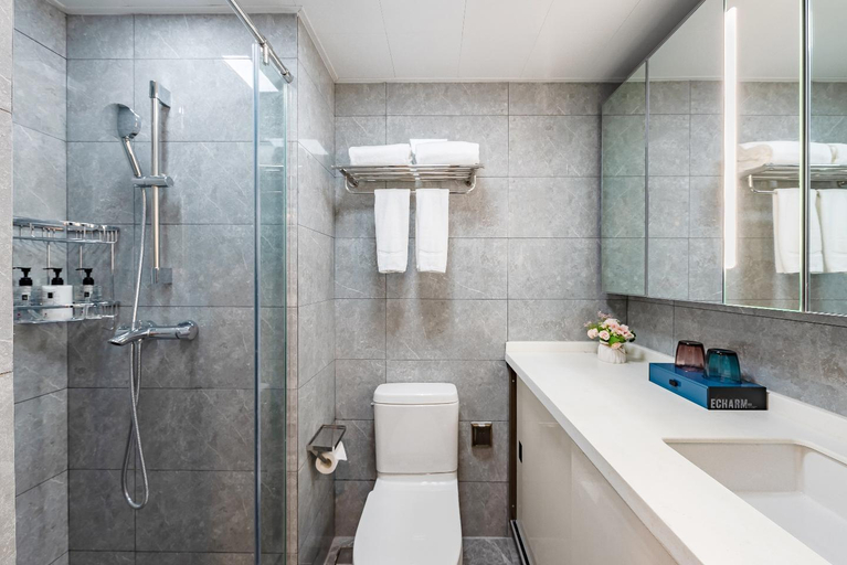 Bathroom 3, Echarm Hotel Kunming Guangfu Road Haile World, Kunming