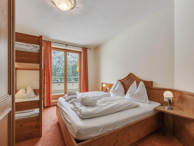 Bedroom 3, Chalet in Saalbach near Ski Lift, Zell am See