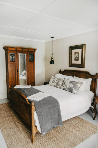 Bedroom 3, Compass View, Cacadu