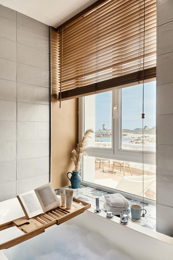 Bathroom 4, Hotel de la Mer & Spa, Finistère