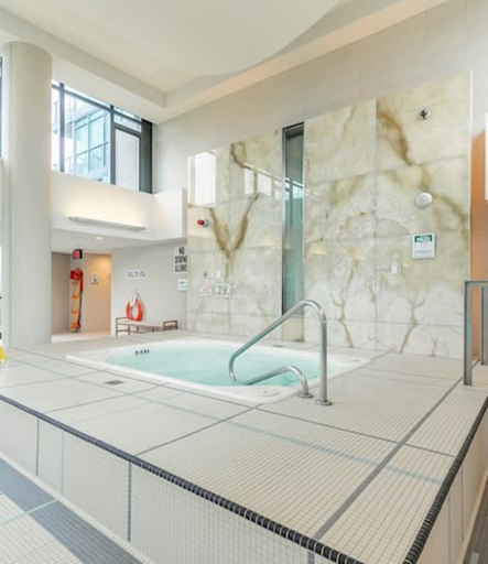 Sport & Beauty 2, Fort York Suites Toronto, Toronto