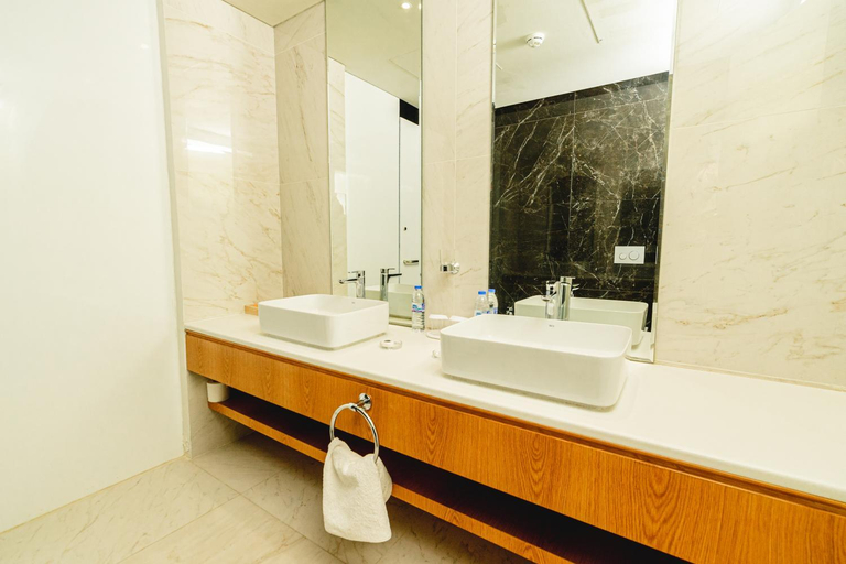 Bathroom 4, Al Feyhaa Resthouse, Samail