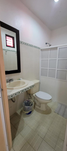 Bathroom 3, Hotel Calakmul, Champotón