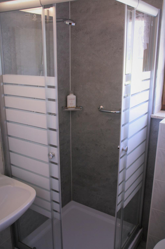 Bathroom 3, Hotel Waldschlosschen, Wartburgkreis