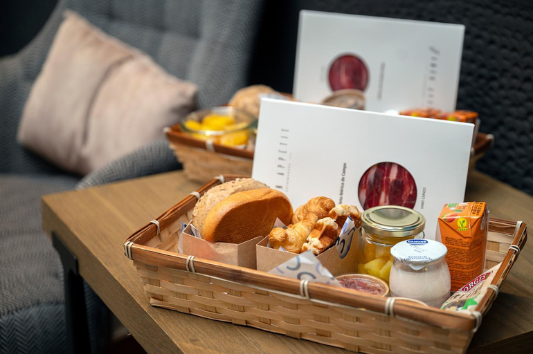 Food & Drinks 5, Hesperia Barcelona Barri Gotic, Barcelona