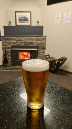 Food & Drinks, The Court House Hotel Narromine, Narromine