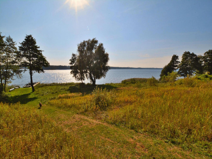 Others 2, Lakeside holiday home, private garden, Szczecinek