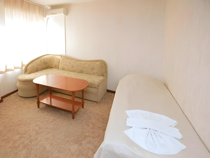 Bedroom 3, HOTEL ARDA, Nesebar