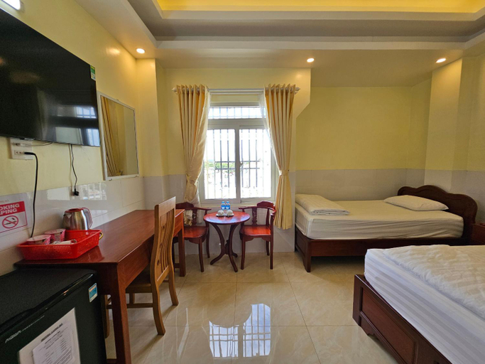 Bedroom 2, Khach san Long Ha, Ninh Kiều