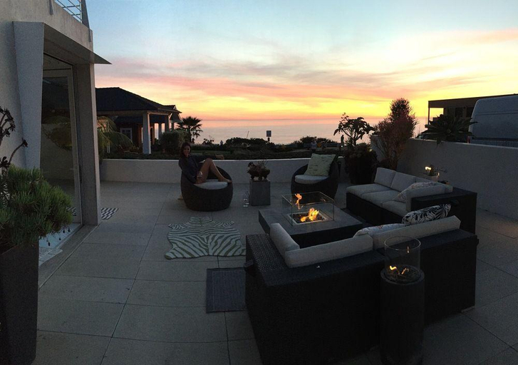Food & Drinks 5, Modern Del Mar Beach Home, San Diego