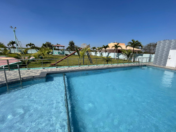 Sport & Beauty 2, Ace Farmhouse with Private Pool, Lawn  and Gazebo, Ranga Reddy