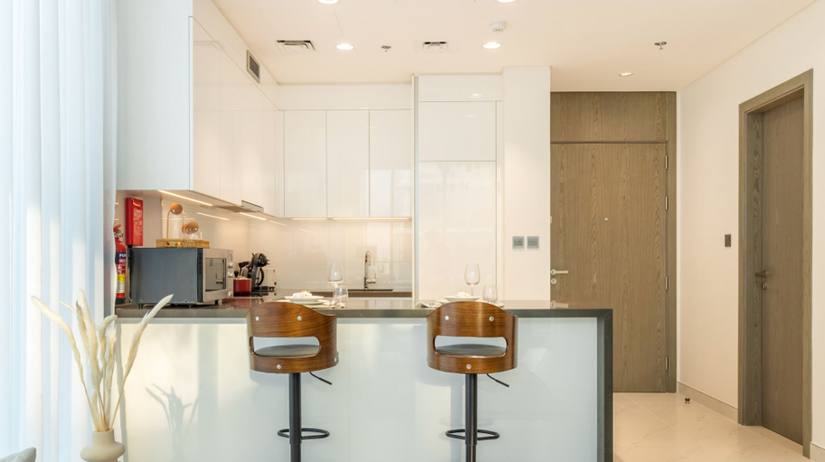 Others 4, Manzil - Stunning 1BR with Lagoon Access, Dubai