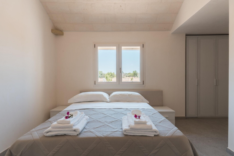 Room 3, Lamia Flora con Piscina Privata, Brindisi