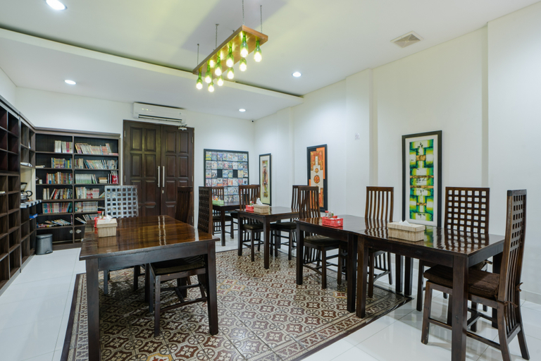 Food & Drinks 5, Jambuluwuk Heritage Menteng Suites, Jakarta Pusat